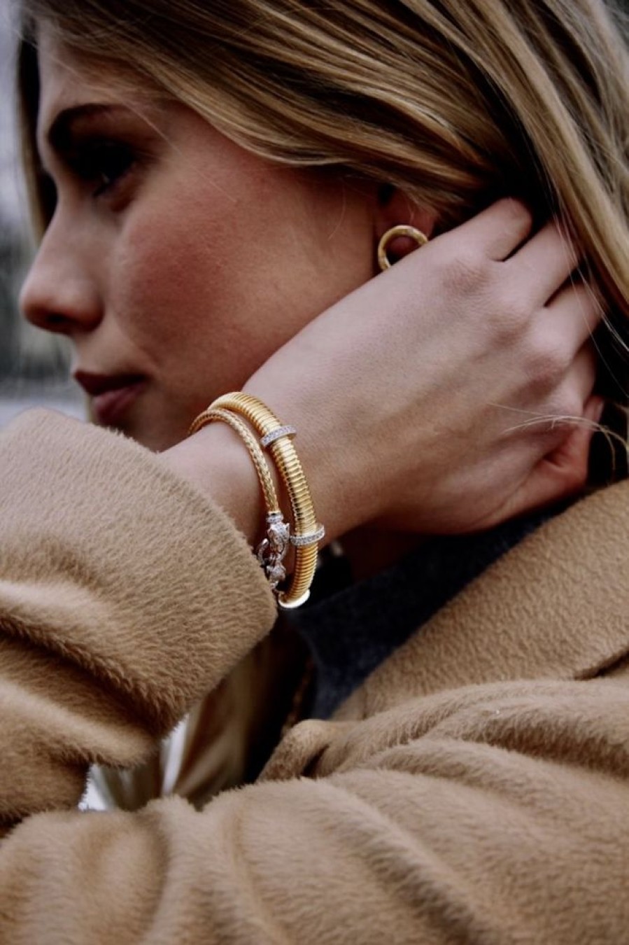 Bangles CHROS | Inspire Bangle - Armband I 18 Karat Guld Forgyldt Solv Med Zirkonia Sten One Size